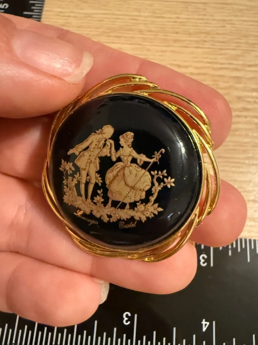 Limoges Castel France Porcelain Brooch Gold Fragonard Courting Couple Black 1.5